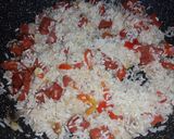 Foto del paso 3 de la receta: Arroz rojo con garbanzos y chorizo