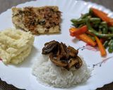 A picture of step 4 of Grilled fish with lemon coriander butter.
