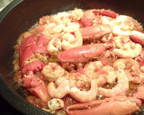 Foto del paso 6 de la receta: Arroz meloso con bogavante y langostinos