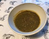 Une image de l'étape 5 de Sauce pesto de céleri et moutarde aux épices italiennes.
