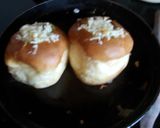 A picture of step 6 of Stuffed buns.