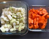 Tejszínes karalábéleves recept fázis 1 fotója