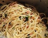 Citromos csípős fokhagymás koktélrákos spagetti recept fázis 1 fotója