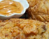 Foto langkah ke 5 dari resep Buttermilk Fried Chicken.