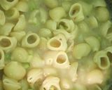 Foto del paso 6 de la receta: Coditos con salsa de caldito "nor" con frutos secos y zucchini
