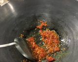 Foto langkah ke 2 dari resep Chicken thai basil.