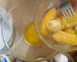 A picture of step 3 of Banana Cake.