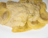 Foto del paso 3 de la receta: Medialuna de calabaza con salsa de pera