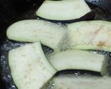 Foto langkah ke 2 dari resep Terong Goreng Sambal Pedas.