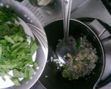 A picture of step 1 of Spinach soup.