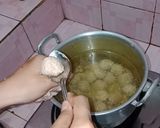 Foto langkah ke 4 dari resep Bakso Ayam MenuL.