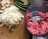 Foto langkah ke 1 dari resep Samosa Sapi.