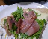 Foto del paso 11 de la receta: Pizza casera jamón crudo y rúcula