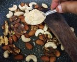 A picture of step 2 of Ghee Podi Nuts.