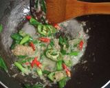 Foto langkah ke 2 dari resep Telor Ceplok Saus Tiram.