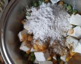 A picture of step 4 of Schezwan matar paneer corn masala.