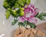 Foto langkah ke 1 dari resep Bubur Nasi Ayam Kampung Brokoli Tofu, Mpasi Day-6. Untuk Usia 6 Bulan.