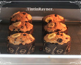Foto langkah ke 7 dari resep The Best Banana Muffin EVER,Super moist NO mixer.