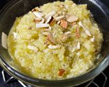 દૂધી નો હલવો(lauki Halwa recipe in Gujarati) રેસીપી સ્ટેપ2ફોટો