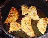 Une image de l'étape 6 de Gyôza, raviolis japonais.