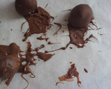 Foto del paso 2 de la receta: Bombones de frambuesa y yogurt