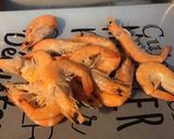 Une image de l'étape 1 de Crevettes sauvages marinées épices,agrumes et origan.