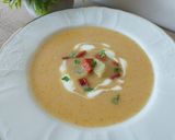 Cukkini krémleves pirított kolbásszal recept fázis 4 fotója