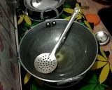 A picture of step 3 of Chilli potato.