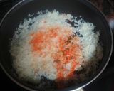Foto del paso 3 de la receta Arroz amarillo con calamares y gambas