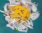 "পেঁয়াজি" বা "পেঁয়াজের পকুরি" (piyaji recipe in Bengali) রেসিপির ধাপ 2 ছবি