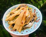 Hình bước làm 10 của món Cá nục kho măng và ba rọi