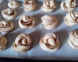 Mogyorókrémes tekercs kovászos recept fázis 3 fotója