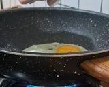 Foto langkah ke 1 dari resep Nasi Goreng Ayam Telur Terasi.
