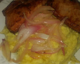 Foto del paso 5 de la receta: Mangú de plátano con chuleta y cebolla