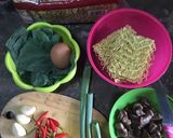 Foto langkah ke 1 dari resep Mie Tek Tek Kailan.