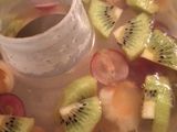 Puding coklat lapis vanila dan buah vla melon