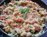 Foto del paso 6 de la receta: Arroz 🍱de coliflor🥦 con calabacin, pimiento rojo y mostaza🍛🍚🌶️
