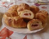 Sajtos sonkás croissant recept fázis 3 fotója