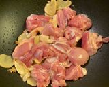 A picture of step 4 of 3 cups chicken (三杯雞).
