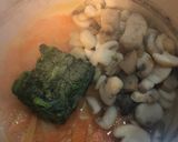 A picture of step 4 of Noodle Soup with Black Beans.