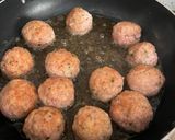 Foto del paso 3 de la receta: Albóndigas en salsa de vino tinto