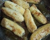 Foto langkah ke 1 dari resep Bolen Lilit Pisang.
