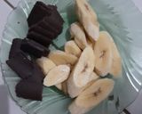Foto langkah ke 2 dari resep Pastel pisang coklat.