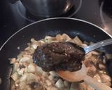 Foto del paso 2 de la receta: Coulant de puré de patata con corazón de crema de champiñones y queso