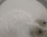 Foto langkah ke 6 dari resep Ice Cream Vanilla Oreo - homemade.
