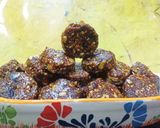 खजूर ड्राय फ्रूट बर्फी (khajur dry fruit barfi recipe in marathi) रेसिपी स्टेप 5 फोटो 