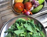 Foto langkah ke 16 dari resep Sayur bening Timun Katuk Jagung.