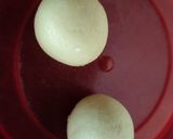 A picture of step 3 of Mawa gulab jamun.