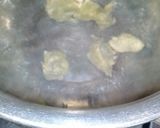 A picture of step 3 of Danwake with hot liver sauce.