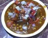 आलू टिक्की छोले चाट (Aloo Tikki Chhole Chaat Recipe in Hindi) रेसिपी चरण 16 फोटो